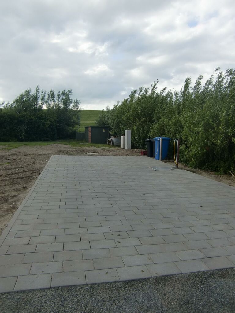 Wohnmobilhafen am Deich Dorum-Neufeld — photo 4